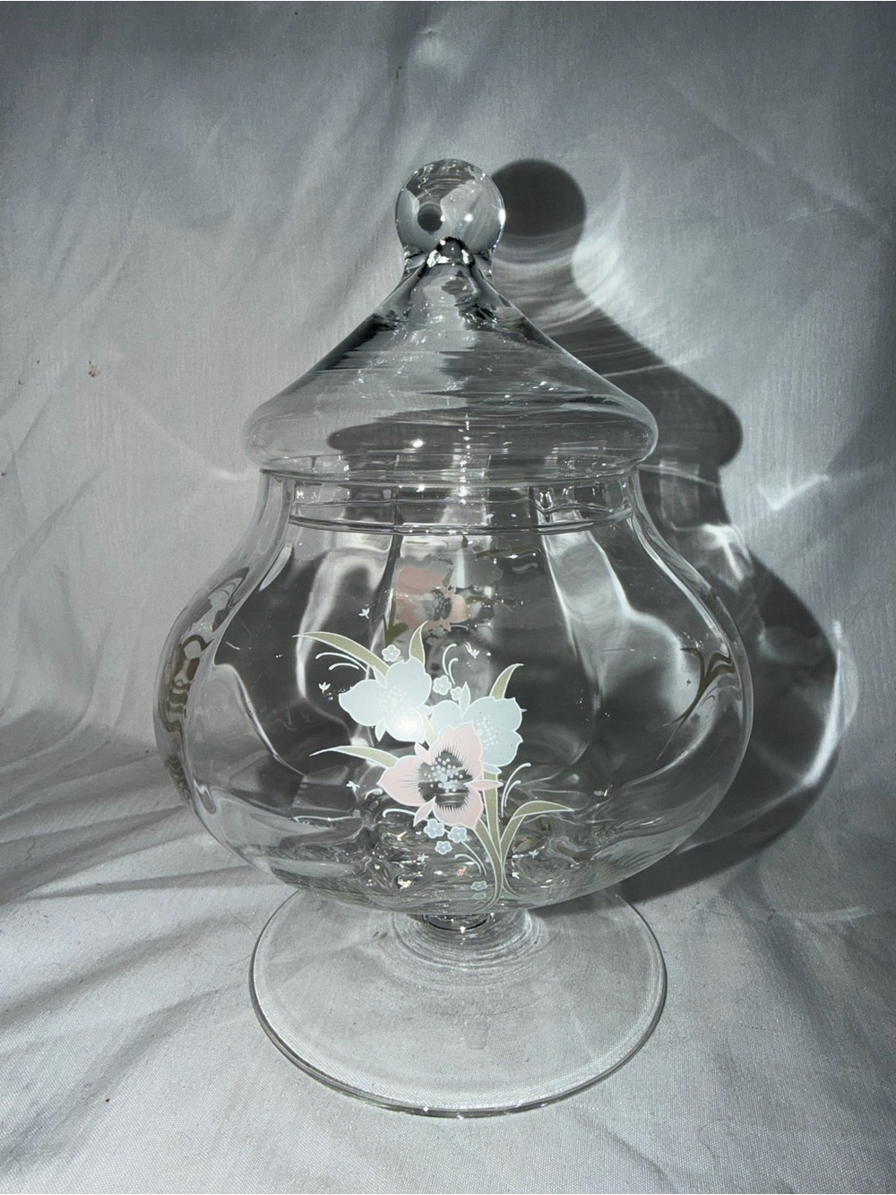 Vintage The European Collection Floral Pedestal  Apothecary Jar with Lid - Picture 3 of 12